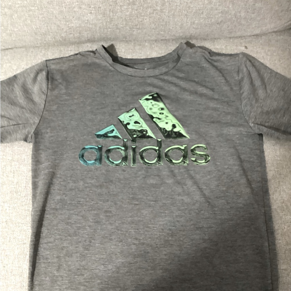 Adidas / Large Gray Athletic Shirt